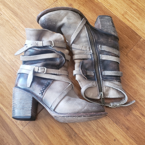 Freebird Taupe Baker Multi Strap Boots - Picture 2 of 9